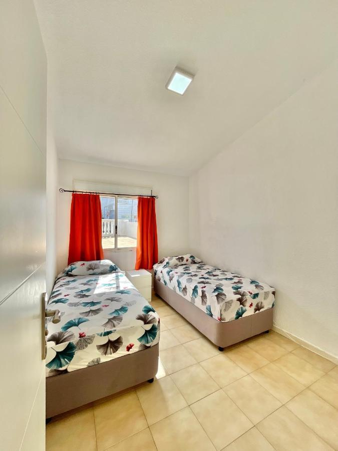 Relax Beach House Puerto de Santiago  Bagian luar foto