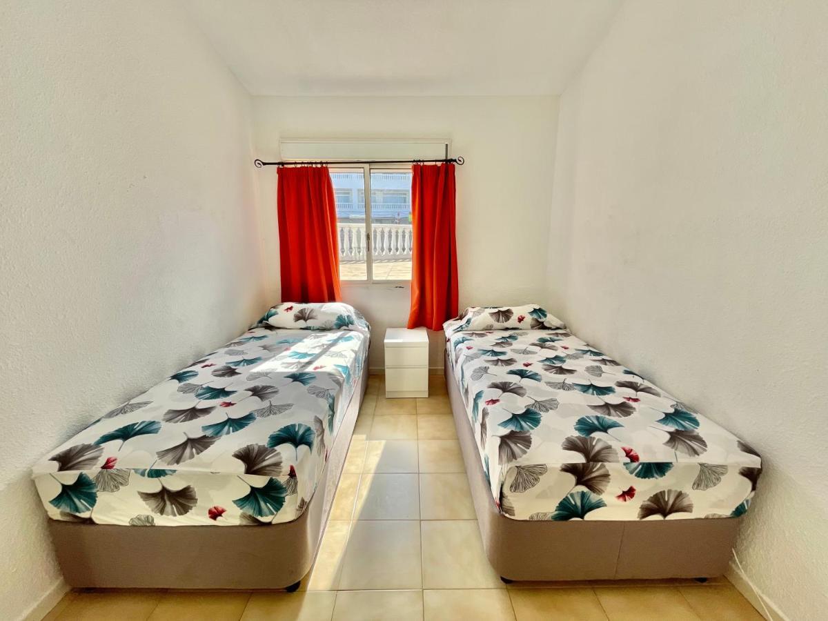 Relax Beach House Puerto de Santiago  Bagian luar foto